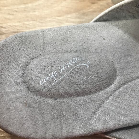 NWT Easy Street Comfort Wave White Slip-on Sandals 8W - Picture 8 of 10